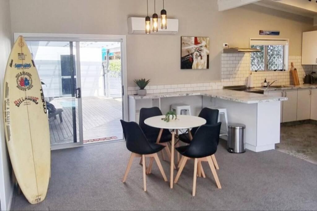 Ultimate Family Holiday - Pet Friendly! Papamoa Kültér fotó